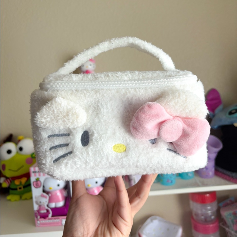 Hello Kitty Cosmetic Bag